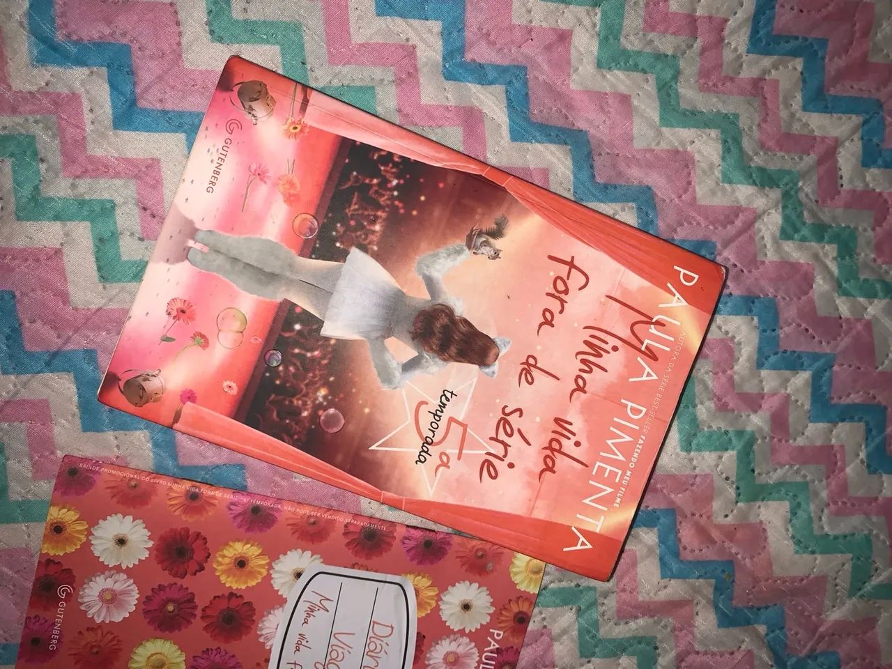 Livro + Diário de Viagem - Minha Vida Fora de Série 5ª Temporada - Foto 3