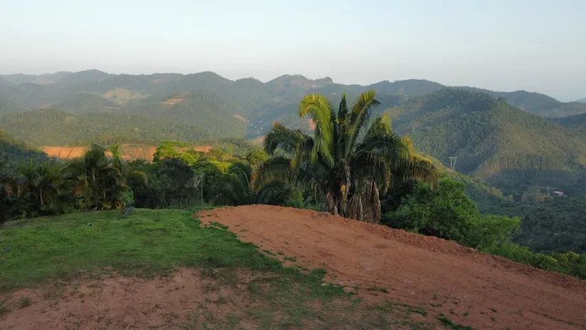 Lindo terreno em Biriricas Domingos Martins