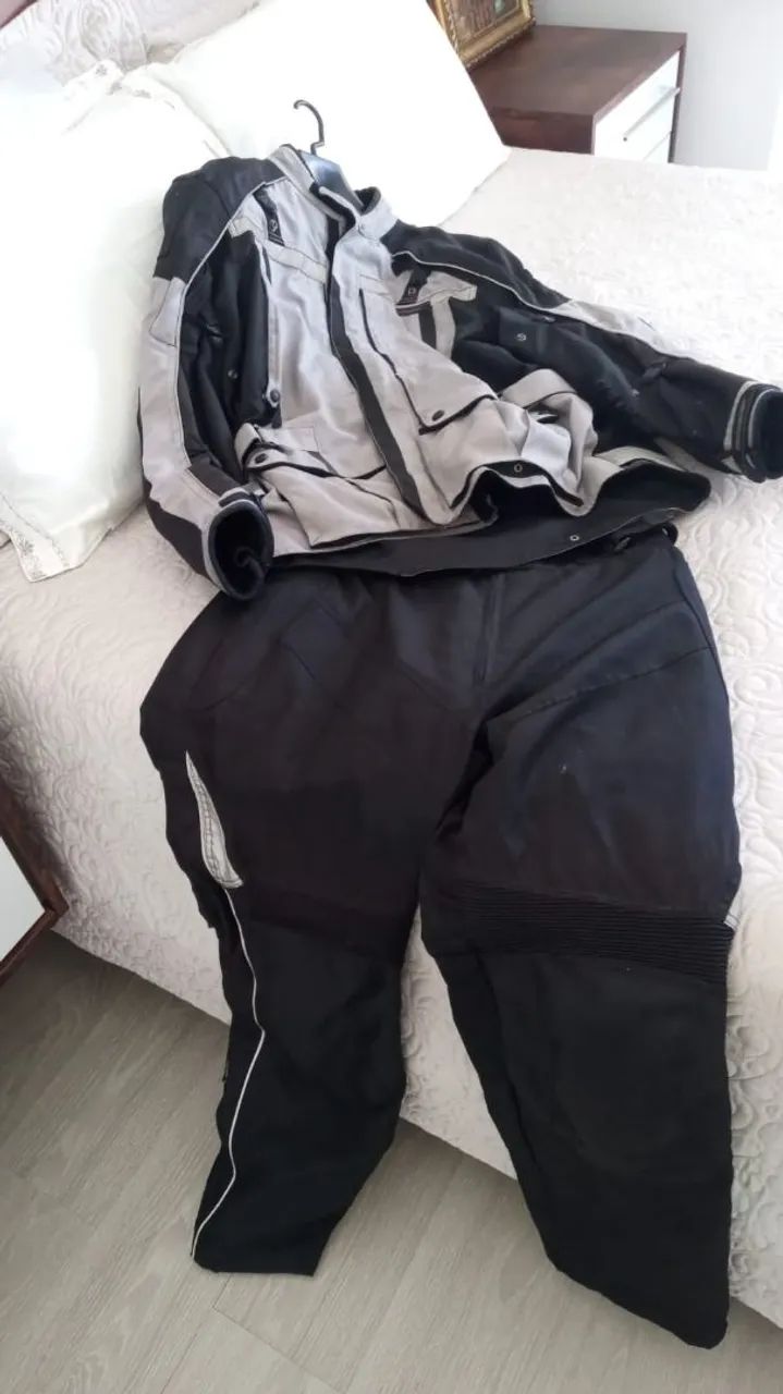 Conjunto de roupa de moto tour master