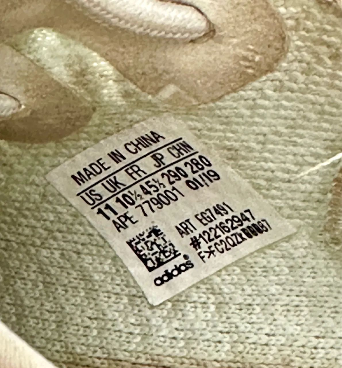 Yeezy Boost 350 V2 Hyperspace - Foto 5