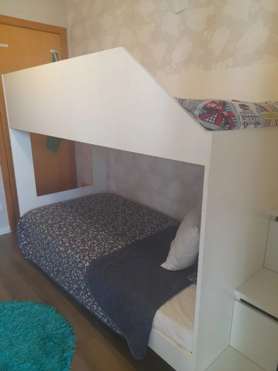 Beliche Tokstok com escada e gaveta My dreams (escada na direita)