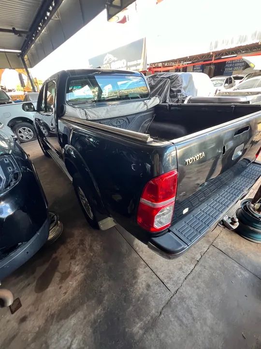 Sucata Toyota Hilux 3.0 diesel para retirada de peças - Foto 3