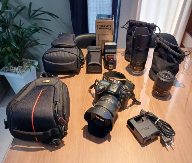 Câmera Nikon D7200 com 5500 cliques + lentes