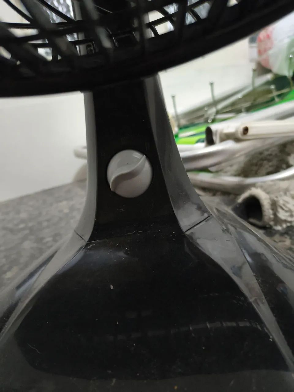 Ventilador de mesa Britânia 150W Turbo - Foto 2