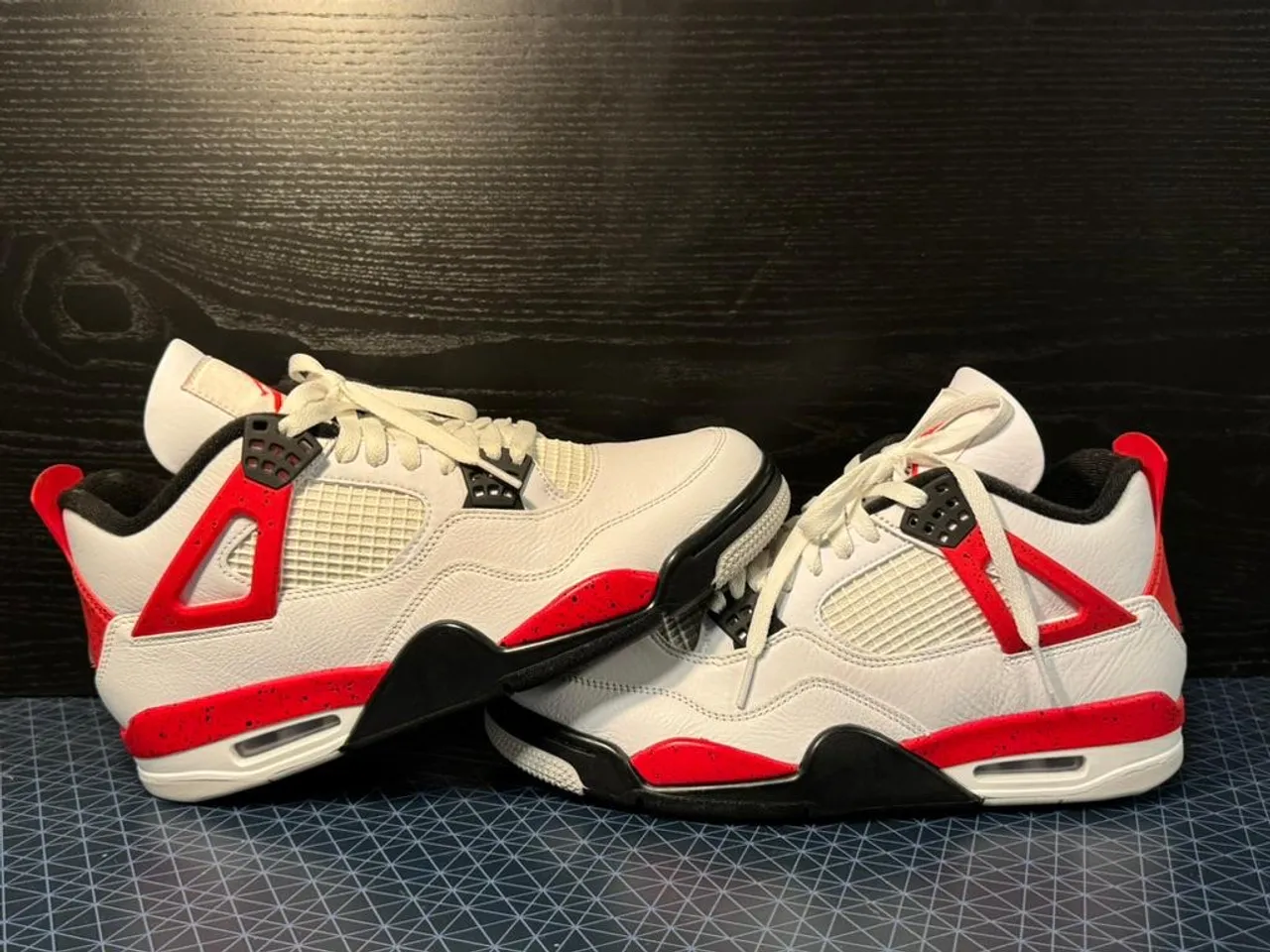 Air Jordan 4 Cement Red Tenis