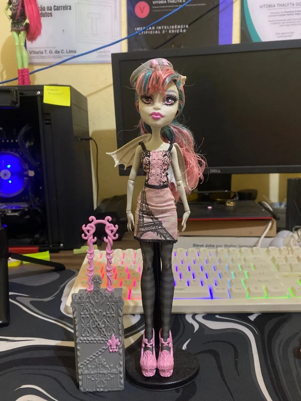 Boneca Monster High - Rochelle Goyle Scaris
