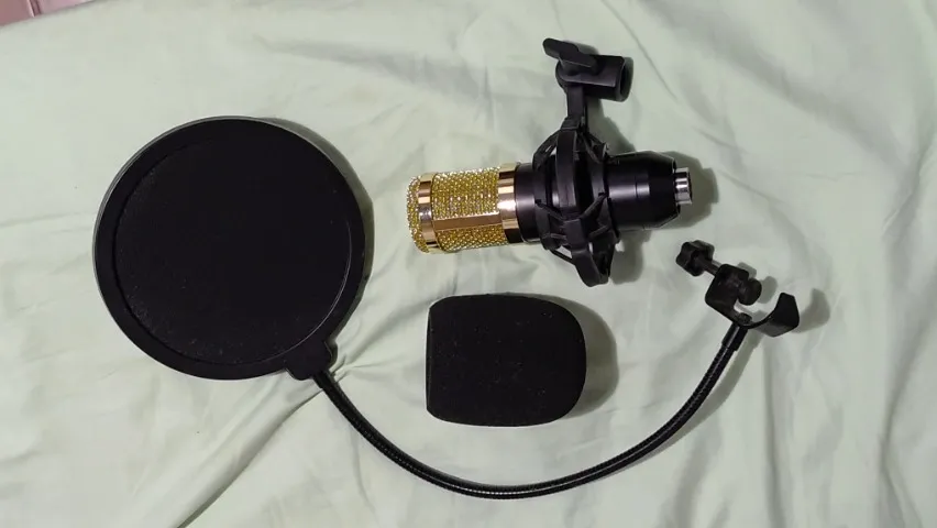 Microfone BM-800 + aranha + abafador+ pedestal