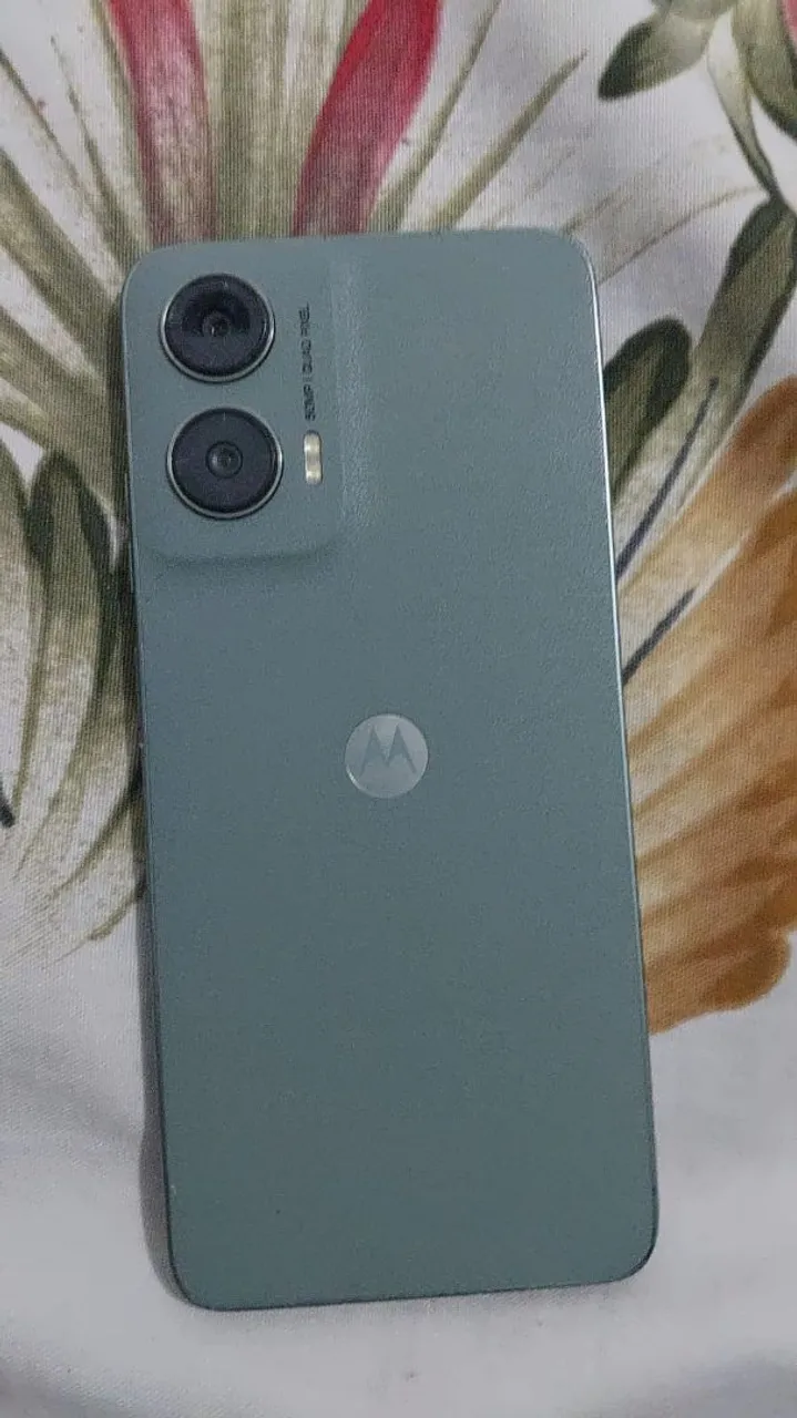 MOTO G35 5G, SEMI NOVO, ACEITO TROCA EM IPHONE 8 PLUS PRA CIMA