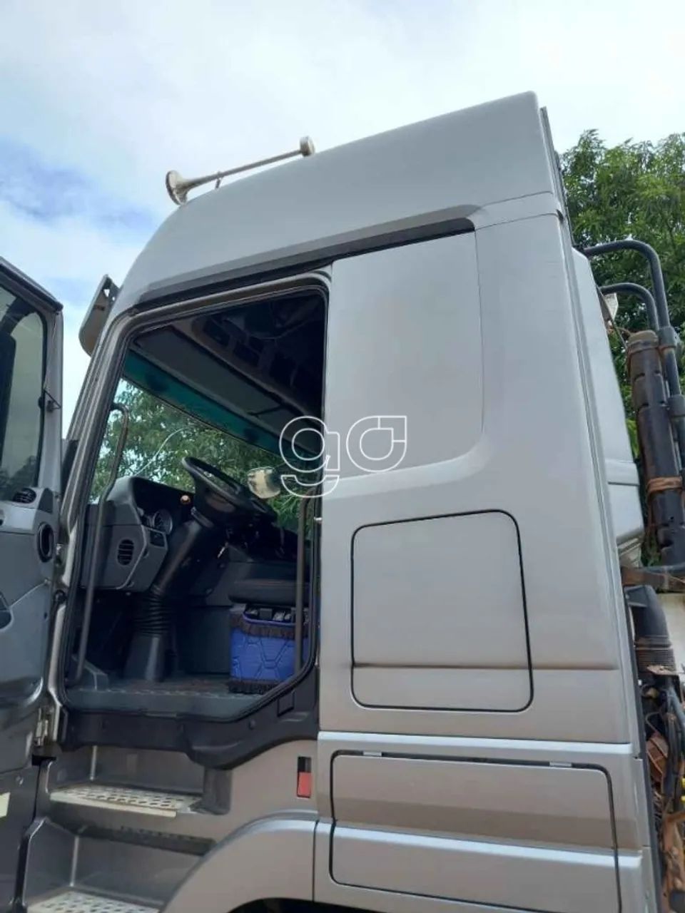 MB 2651 LS - teto alto - IPVA 25 pago - Foto 3