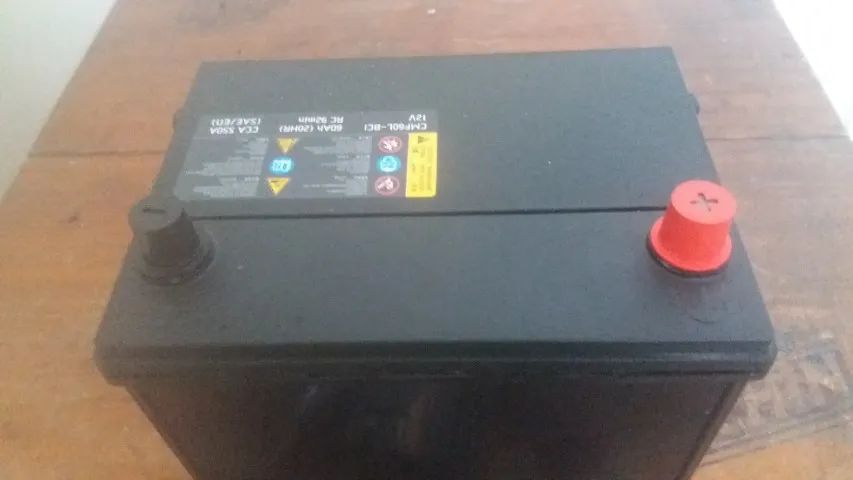Bateria Para Carro de 45 a 180 Amperes Nova e Semi Novas Tenho Agm e Efb Aceito Cartão. - Foto 19