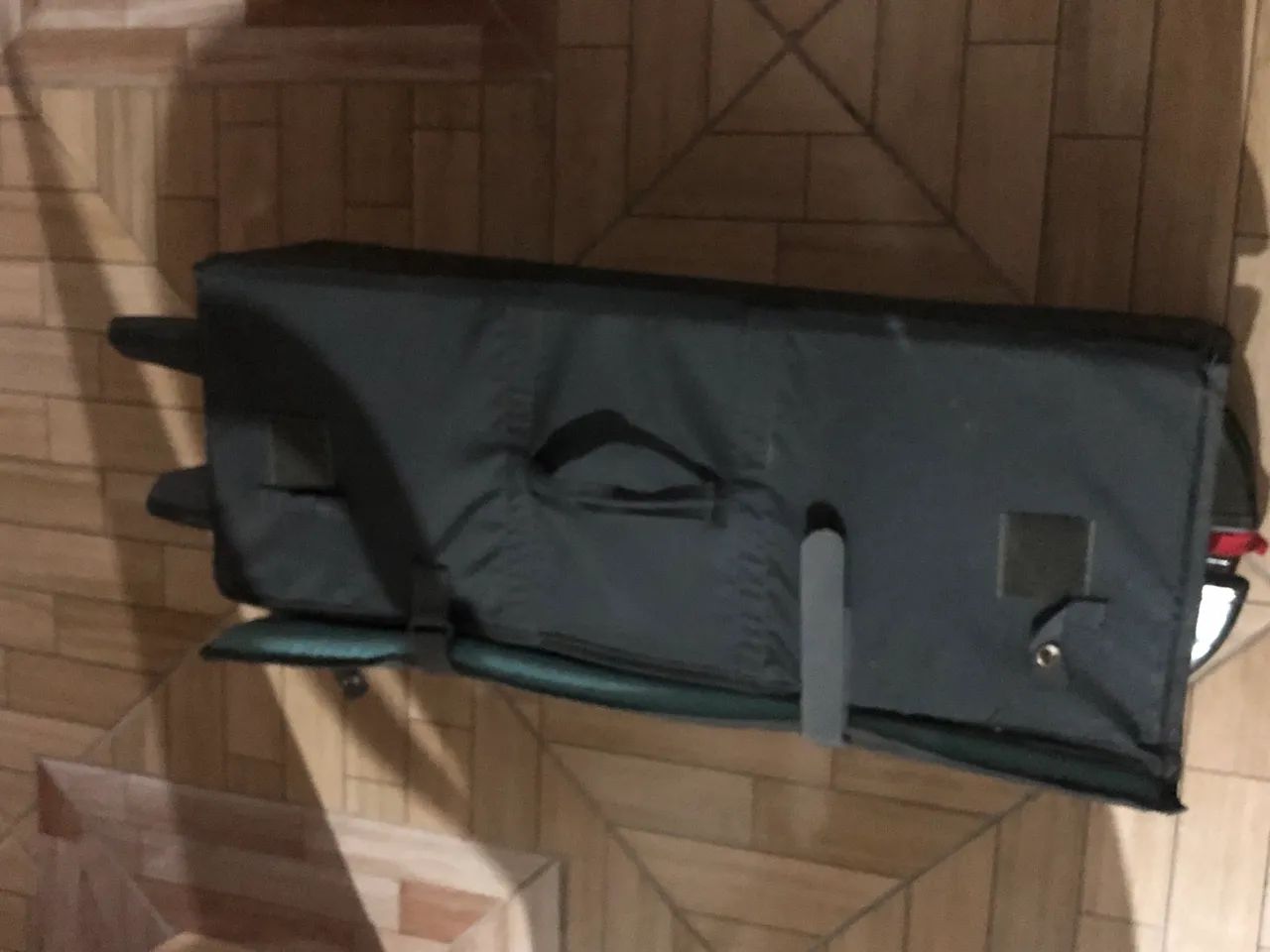 Vendo cercadinho novo  - Foto 2