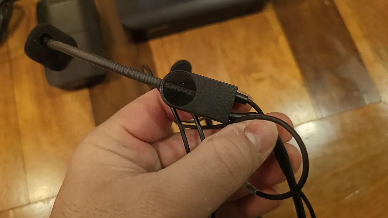 Sistema de Microfone Headset Sem Fio Shure BLX14/PGA31 - Foto 4