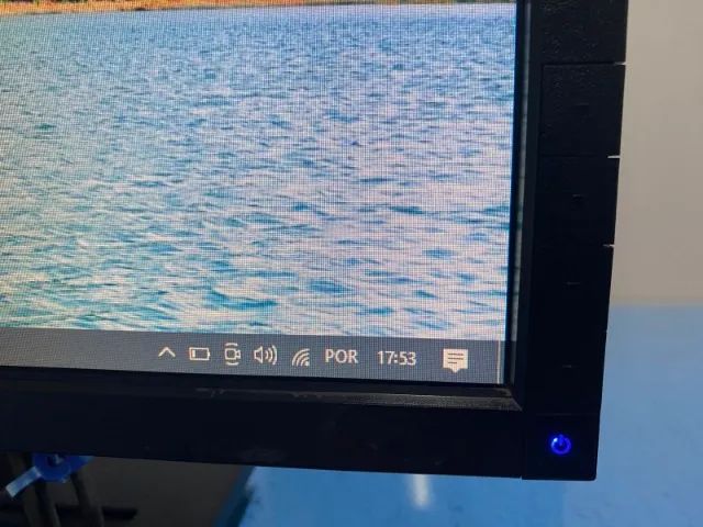 Monitor Dell E1911C - Preto - Tela 19? - Resolução HD - 60Hz - 5ms - VGA - DVI - Foto 3