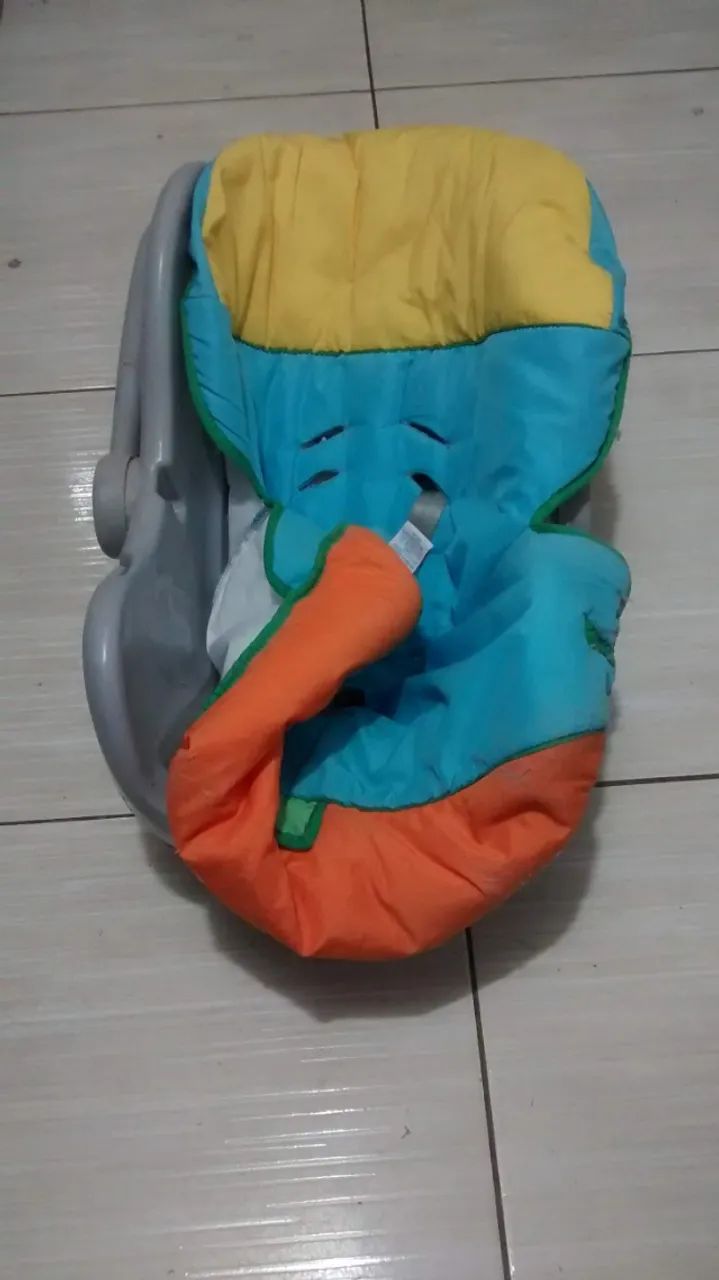 Vendo bebê conforto em excelente estado - Foto 3