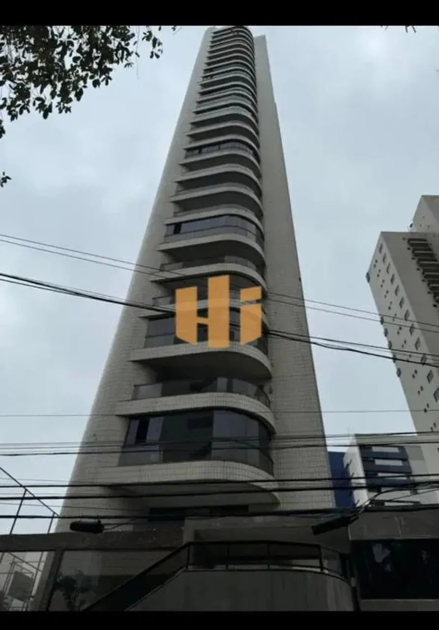 Venda de Apto amplo no Parnamirim - 222m²