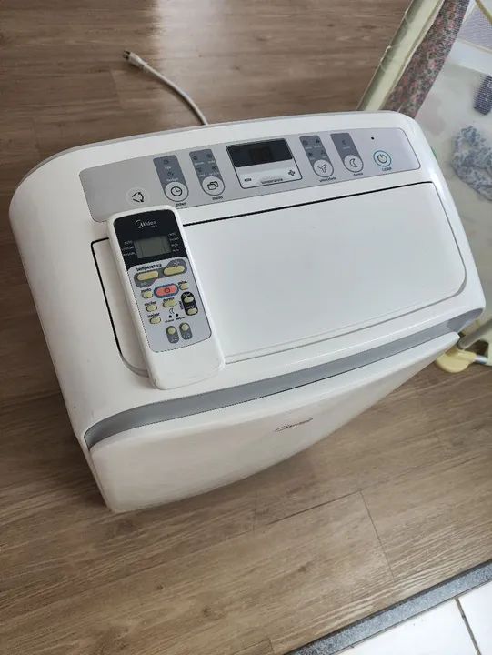 Ar Condicionado Portátil Midea Liva Turbo 12.000 BTUs (Semi novo)  220v - Foto 3