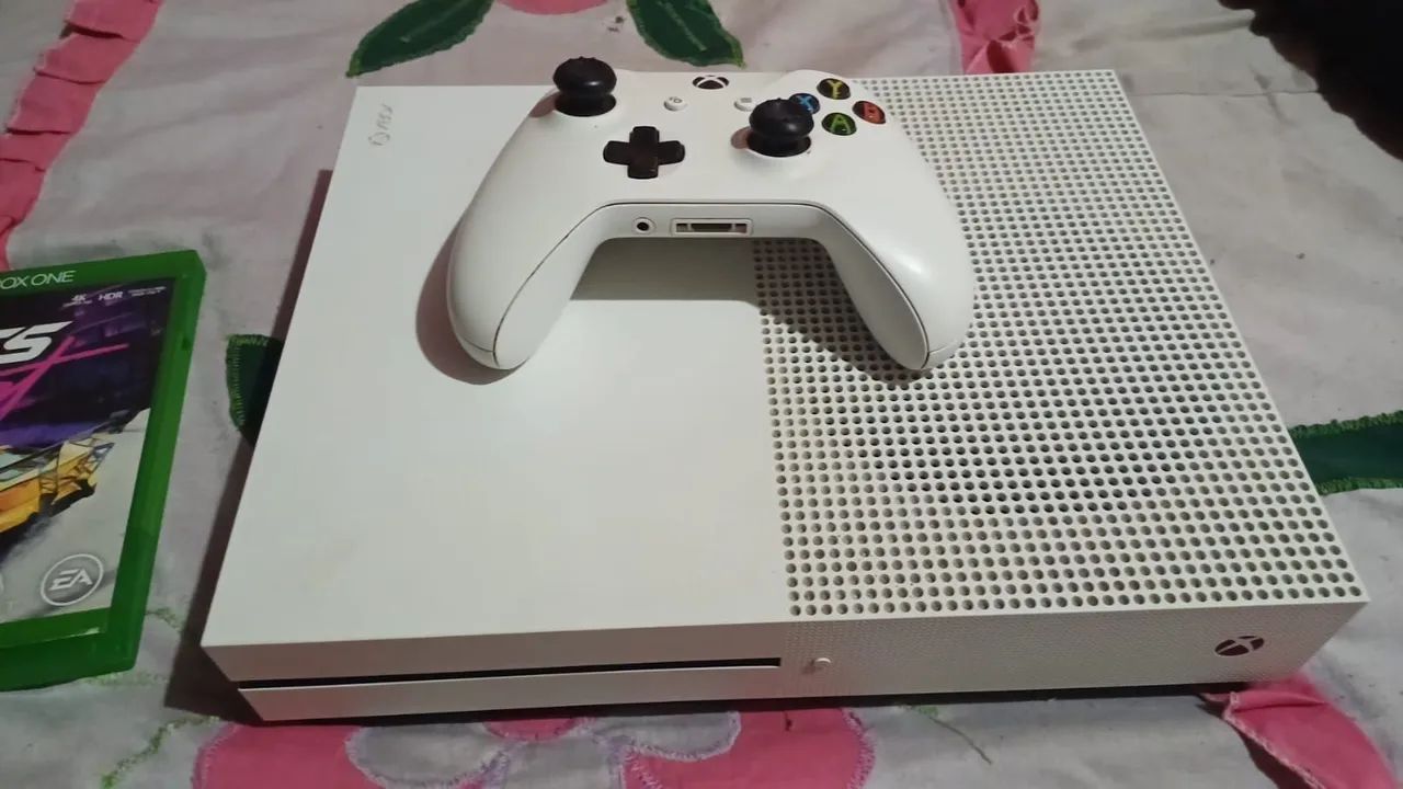 Xbox one s 1 tera  - Foto 2