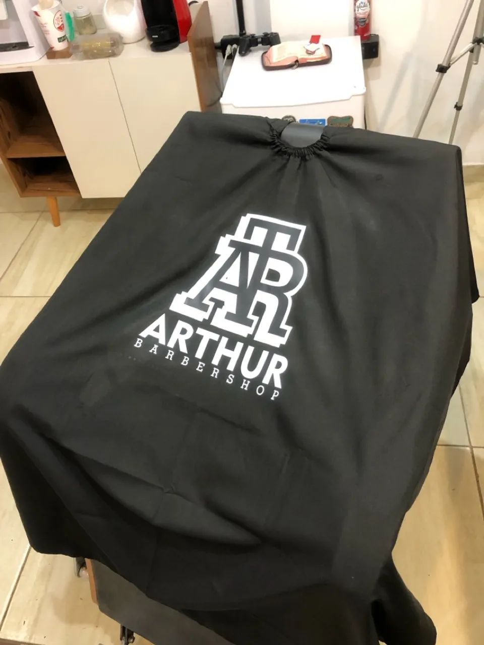 Capa de Barbeiro Personalizada - Foto 4