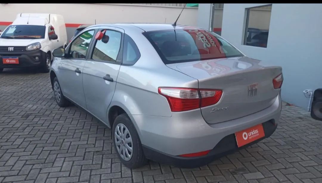 Alugo grand Siena para Uber r$600 - Foto 2