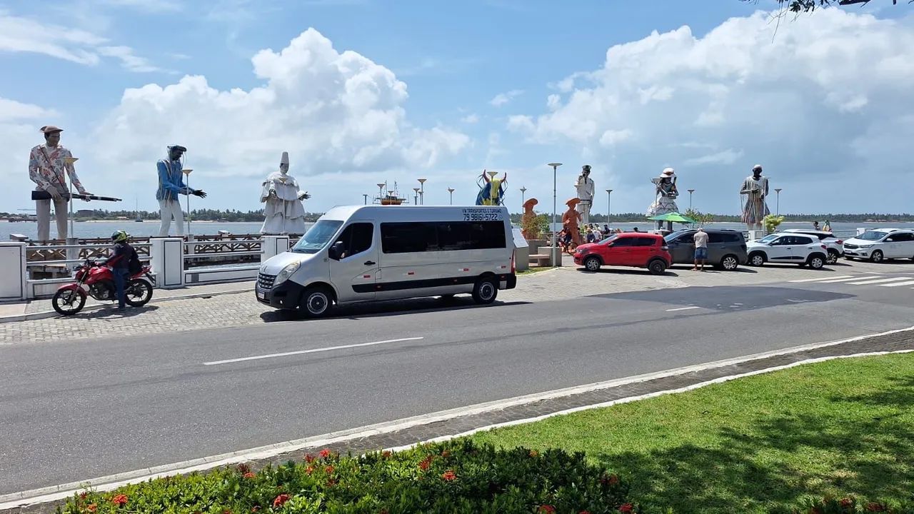 Locação de Van - Foto 2