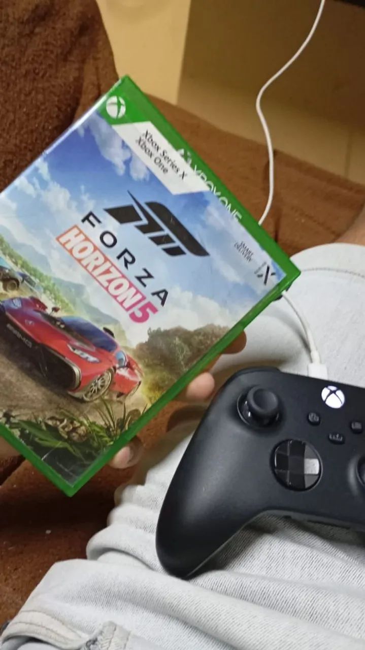Xbox One S + Forza Horizon 5