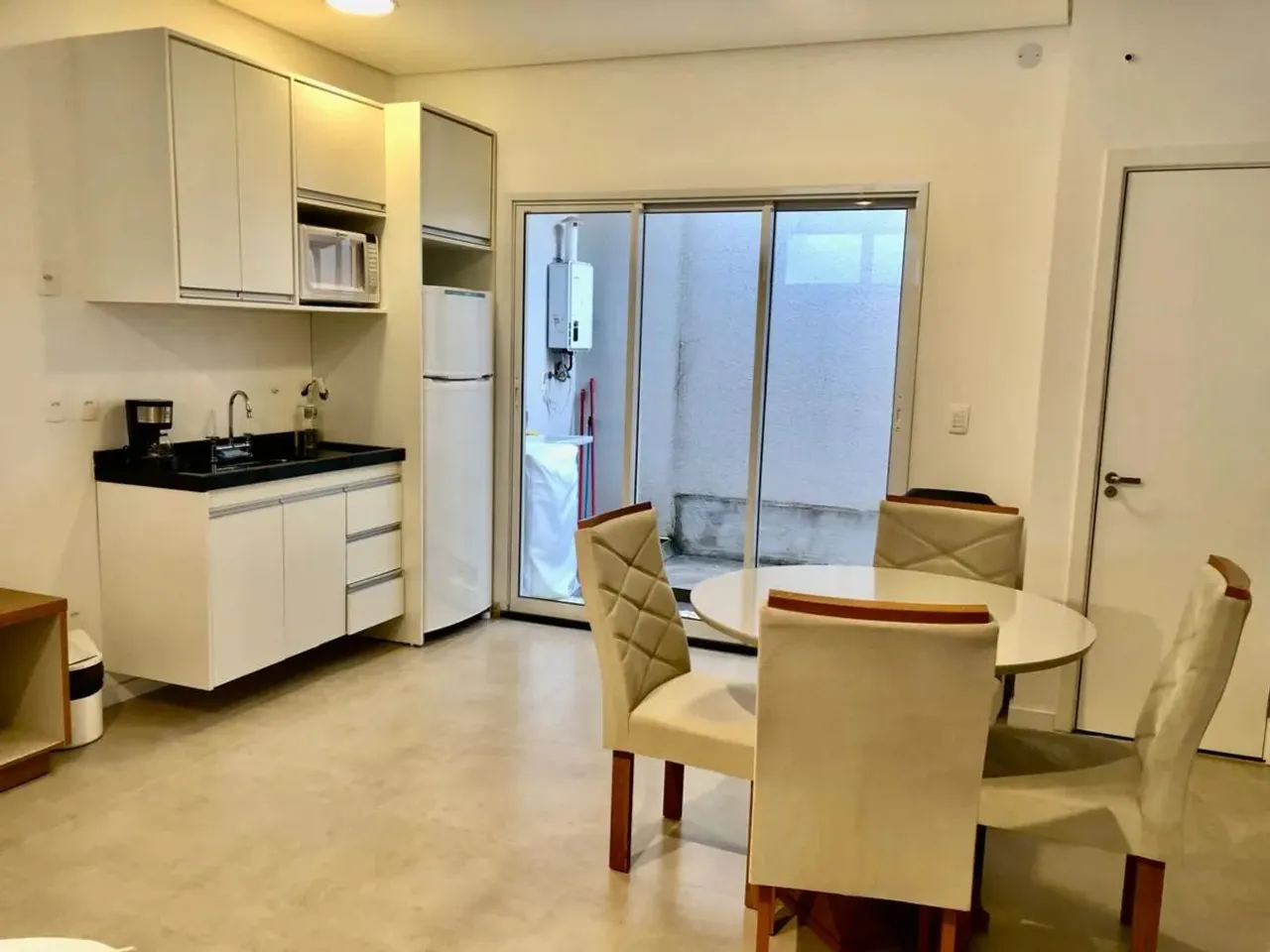 Apartamento tipo para venda com 2 quartos, sendo 2 suítes, 103m²