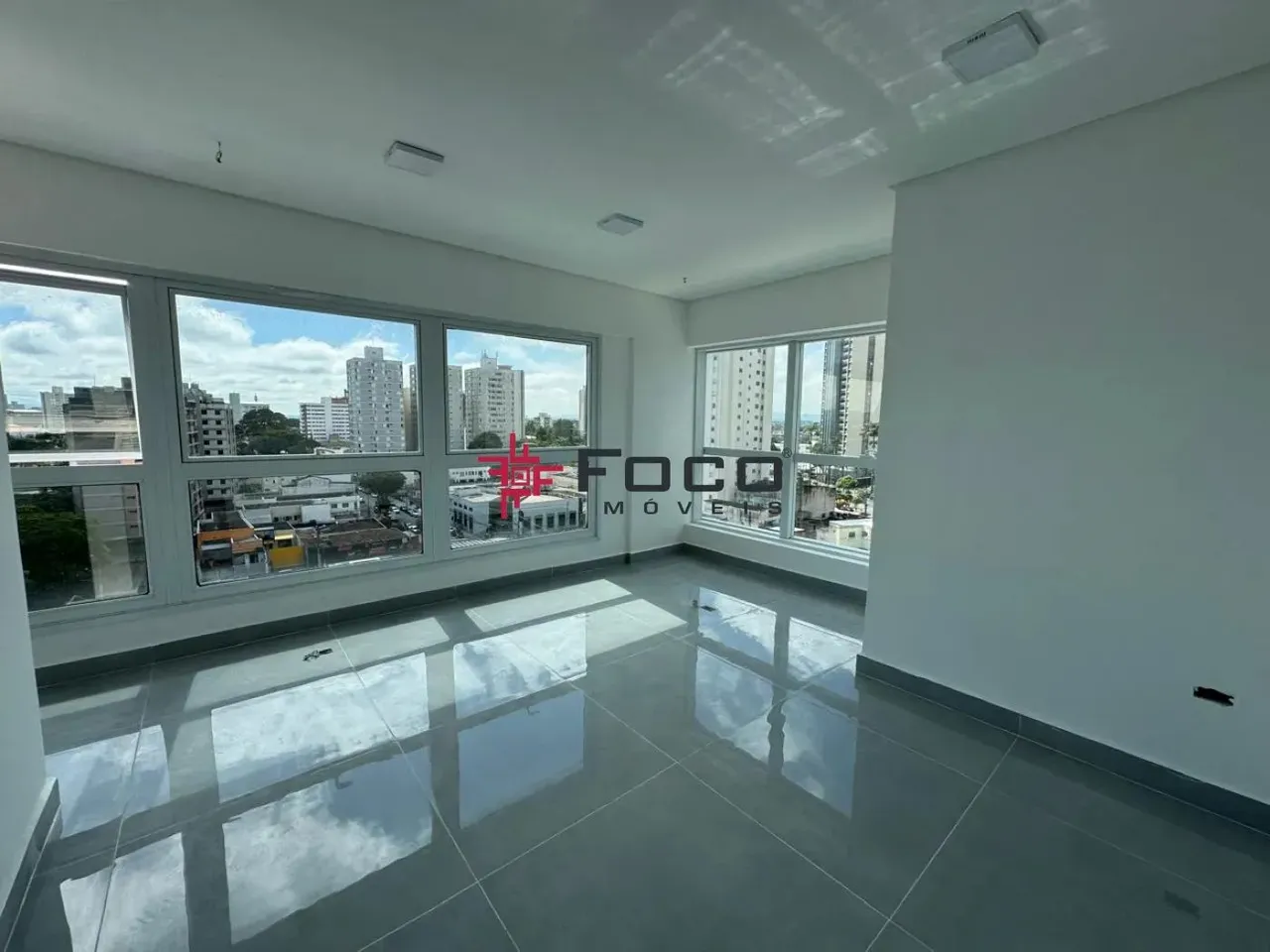 Sala comercial- Helbor Downtown - Centro - 25 m2.