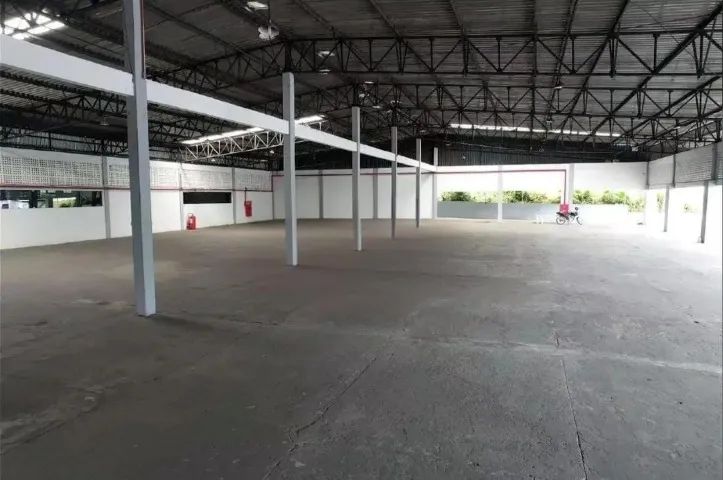 Excelente Galpão Industrial 2.700m² c/ Docas e Terreno 4.300m² / AVCB e Habit-se - Foto 3