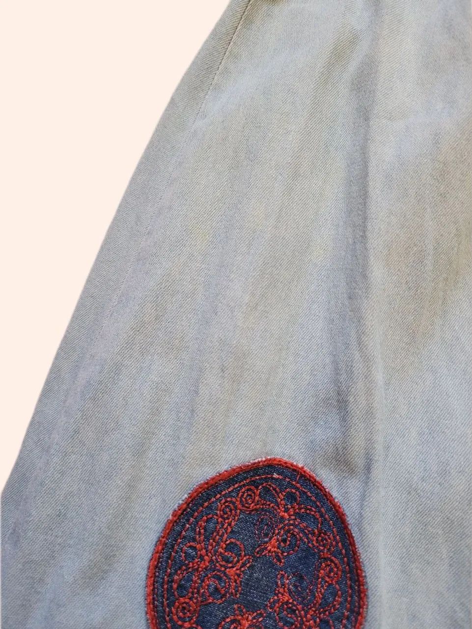 Saia Jeans Claro Retrô Tamanho 40  - Foto 3