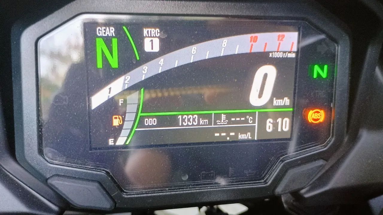 VERSYS 650 24/24 ZERO - Foto 3