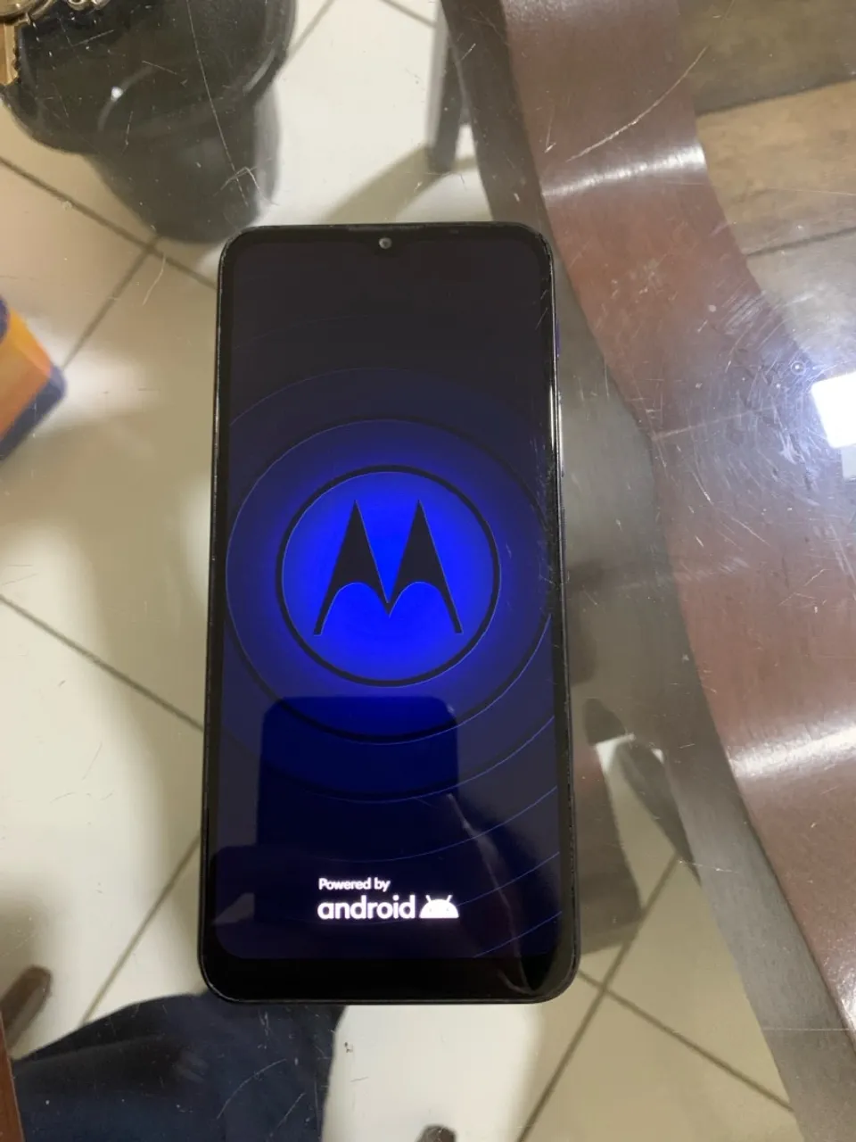 Moto G9 64 GB - Nunca mexido, só o fundo que esta descascando