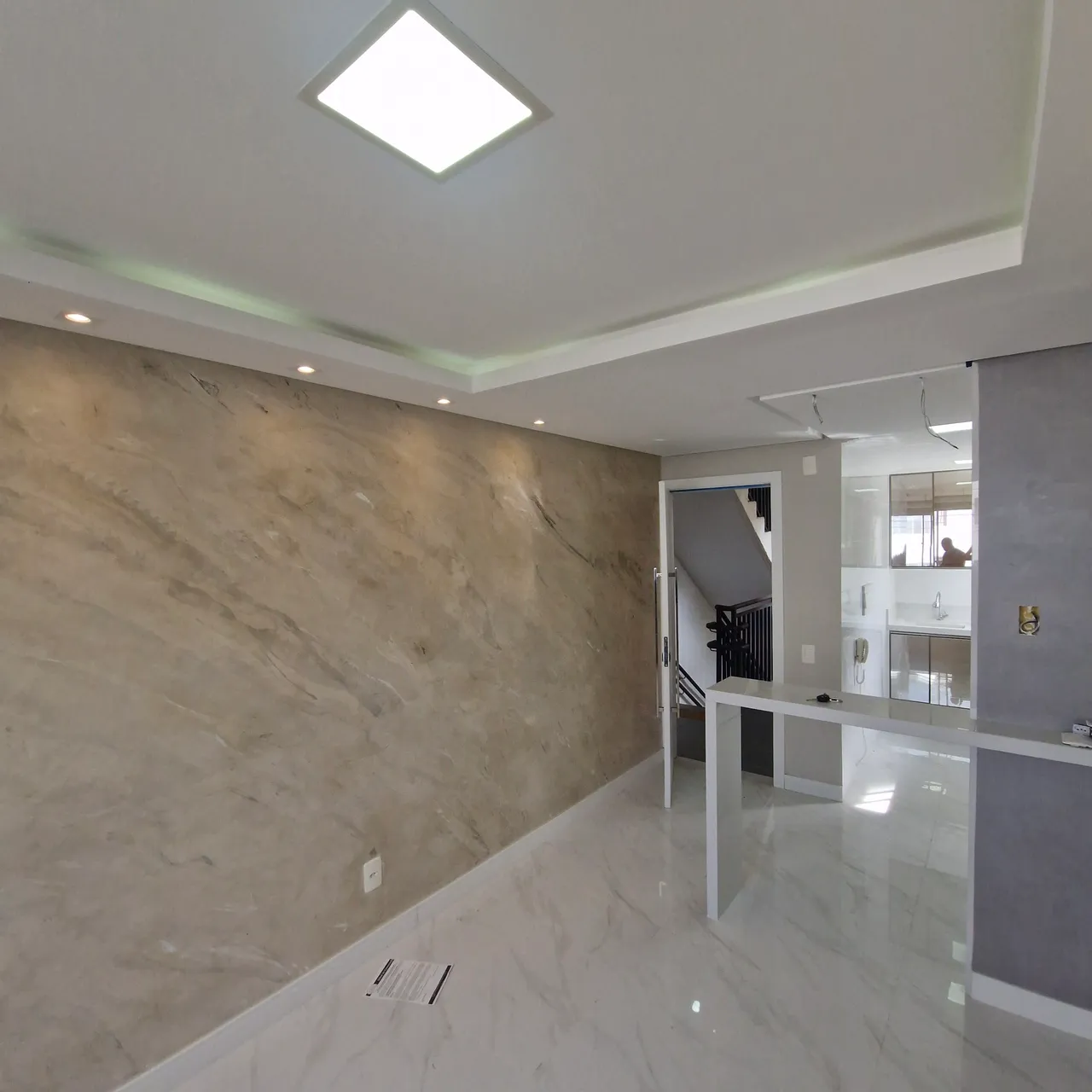 APARTAMENTO 2/4 ABRANTES 2° ANDAR