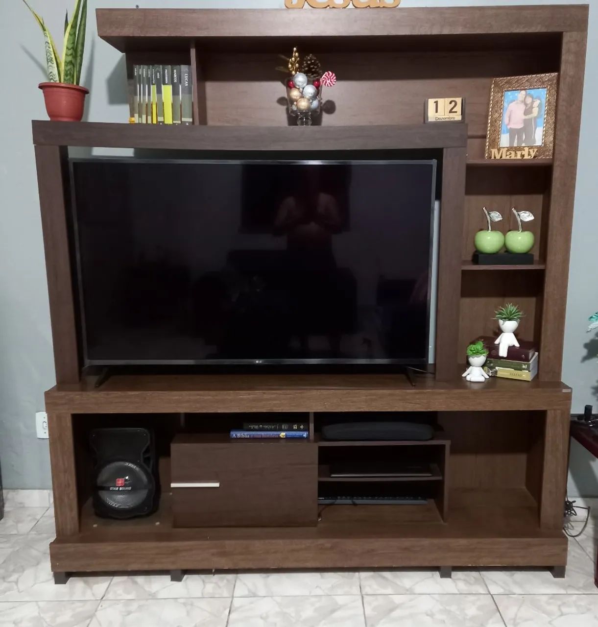 Bookshelf64717833165954121