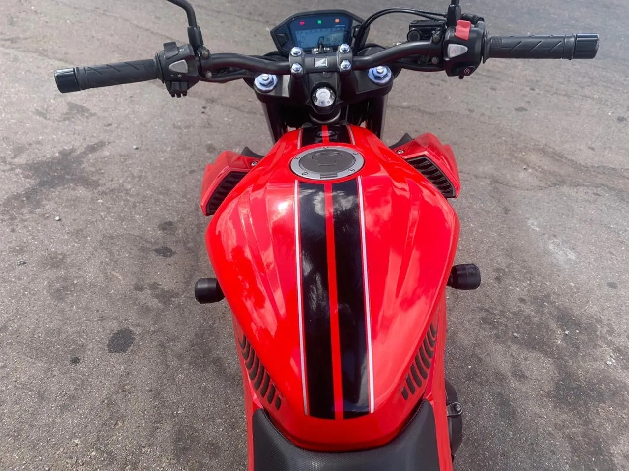 Cb 500f