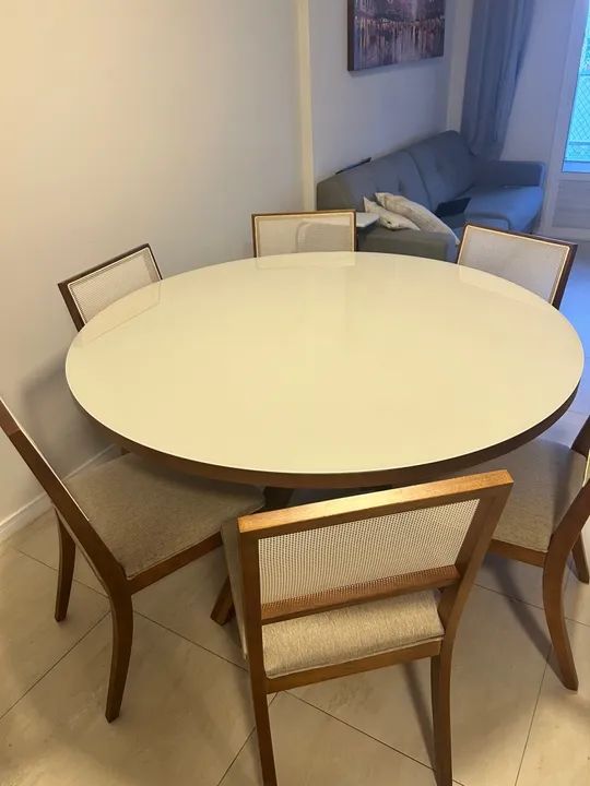 Mesa de Jantar Redonda com 6 Cadeiras