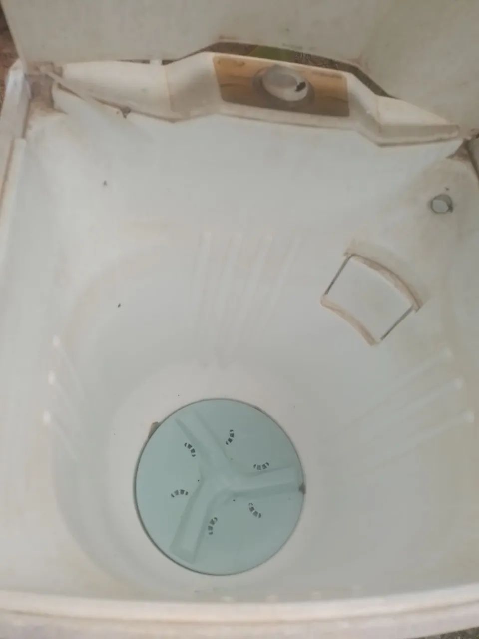 Vendo 3 tanquinhos de lavar roupa com pequenos defeitos. - Foto 2