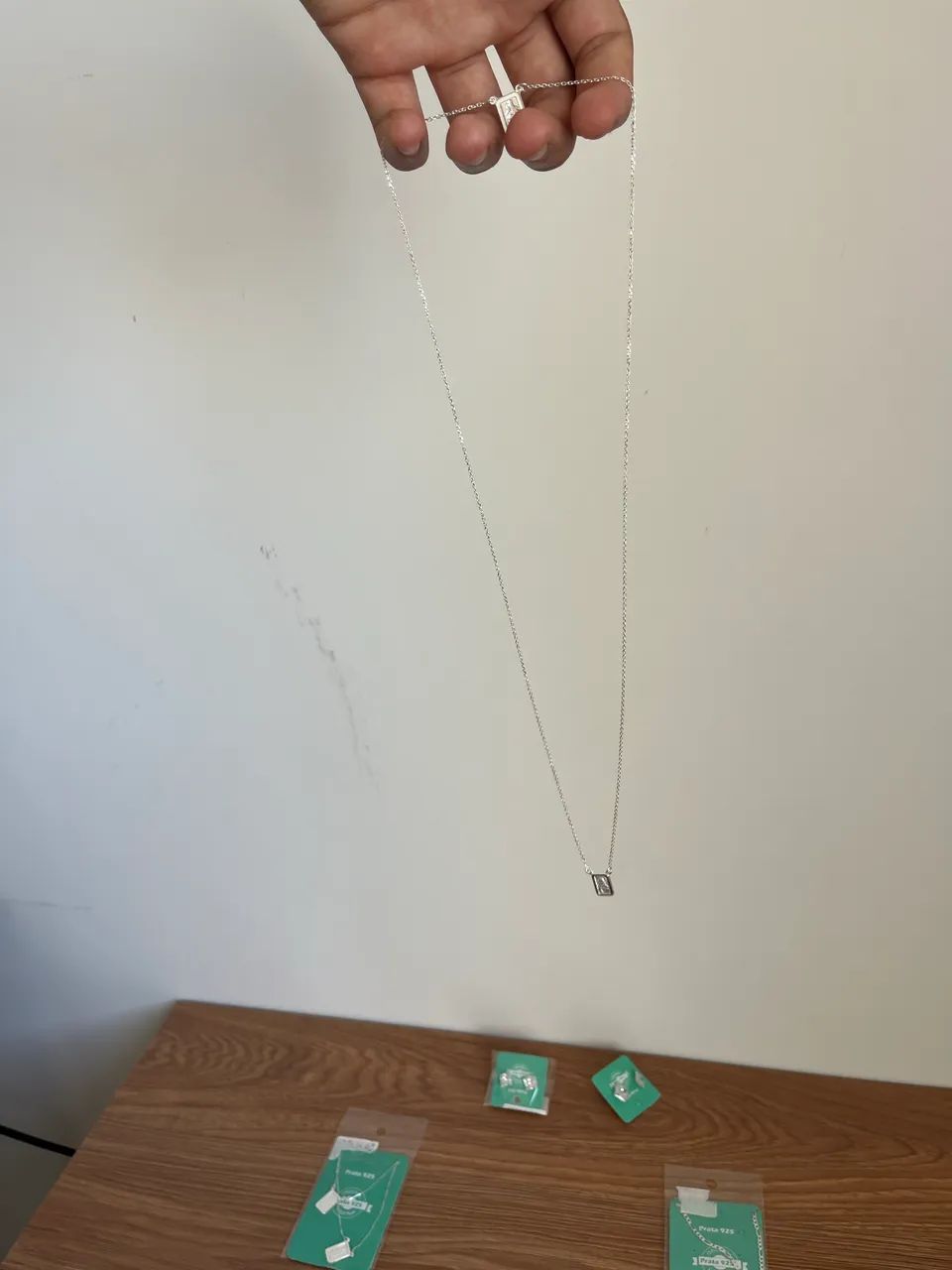 VARIEDADE EM PRATA  - Foto 2