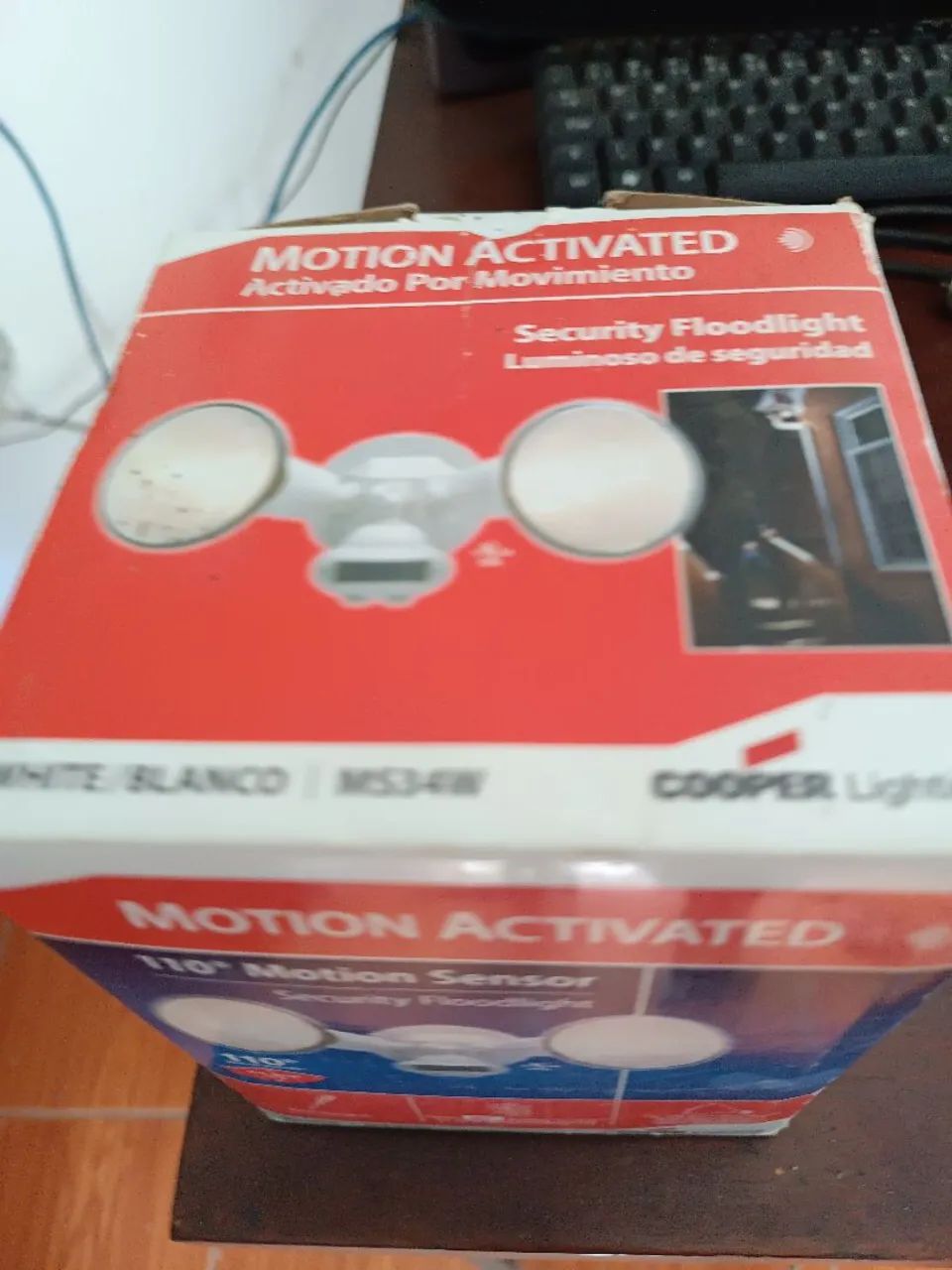 Luz de segurança com sensor de movimento totalmente regulável 2 spots - Foto 4