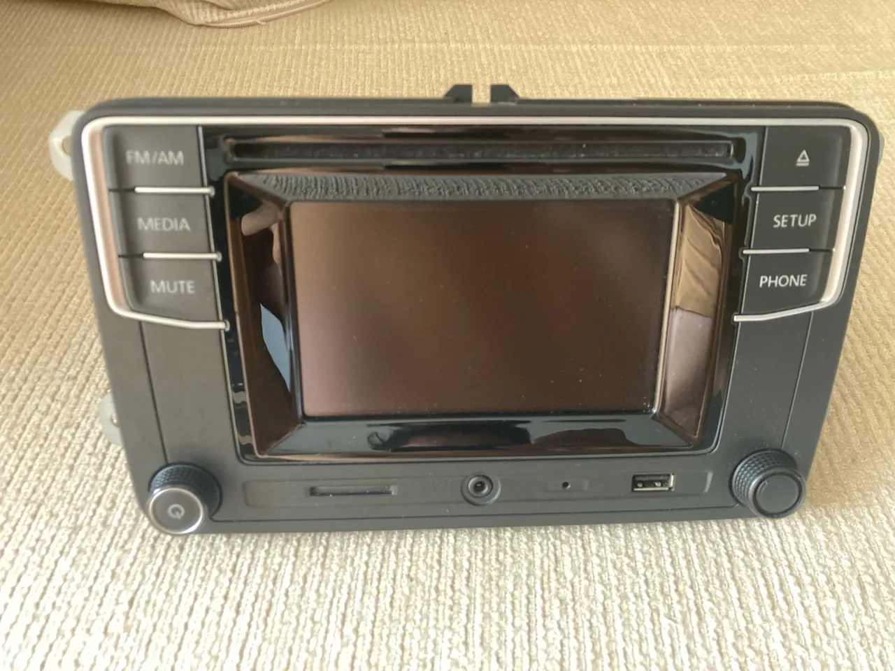 Central Multimídia VW Original Fox 2016 + Moldura