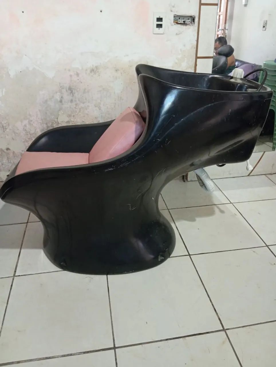 Cadeira de Lavagem e Cadeira de corte para Salão de Beleza - Conforto e Qualidade - Foto 3