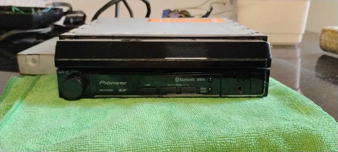 Som Automotivo Pioneer AVM-P5200BT Bluetooth RDS