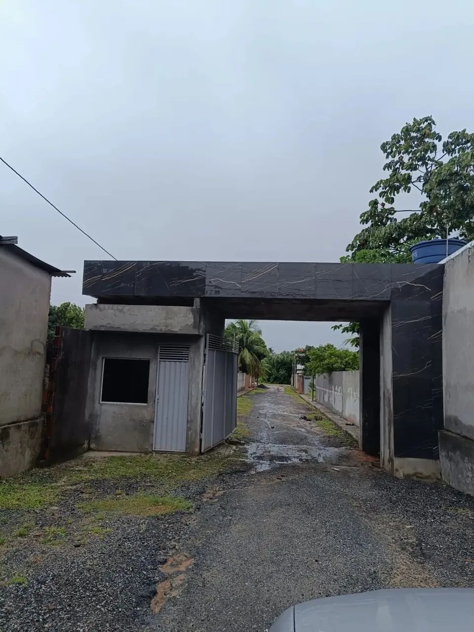 Imóvel à Venda na estrada da Cascalheira  Excelente Investimento!