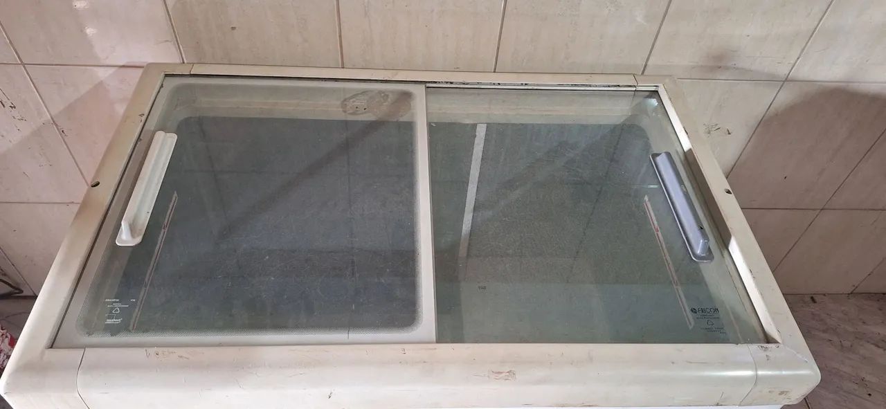Freezer Metalfrio 300L Funcionando Perfeitamente  - Foto 2