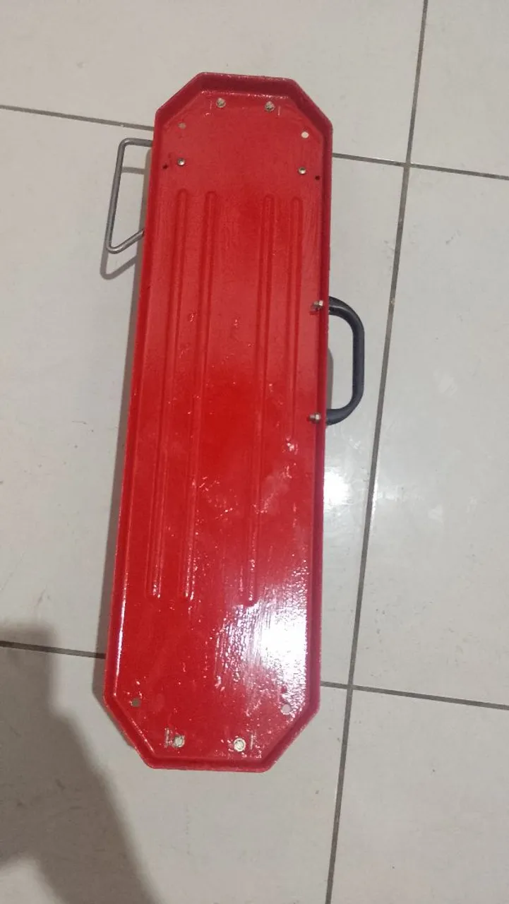 Riscadeira de cerâmica