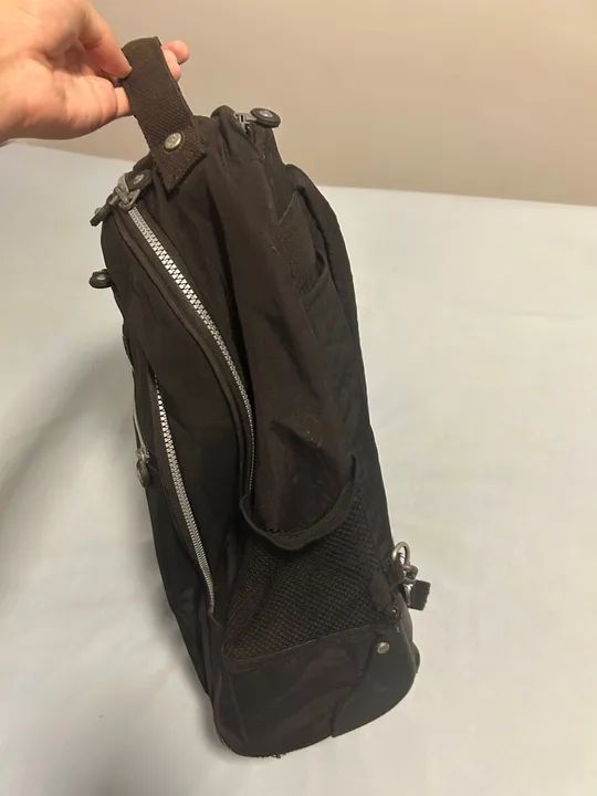 Mochila Preta de rodinha kipling - Usada