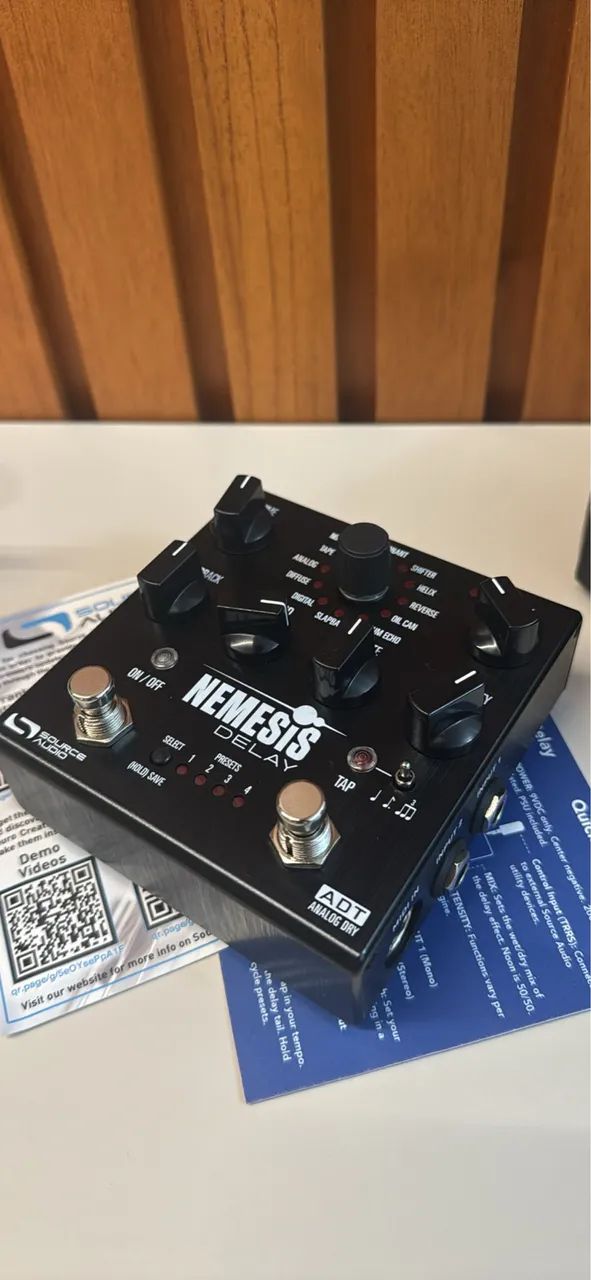 PEDAL DE EFEITO PARA GUITARRA SOURCE AUDIO NEMESIS DELAY