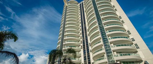 Apartamento Semi Mobiliado no Ilha Bella/ More na Região da Ponta Negra/ Vista pra Orla