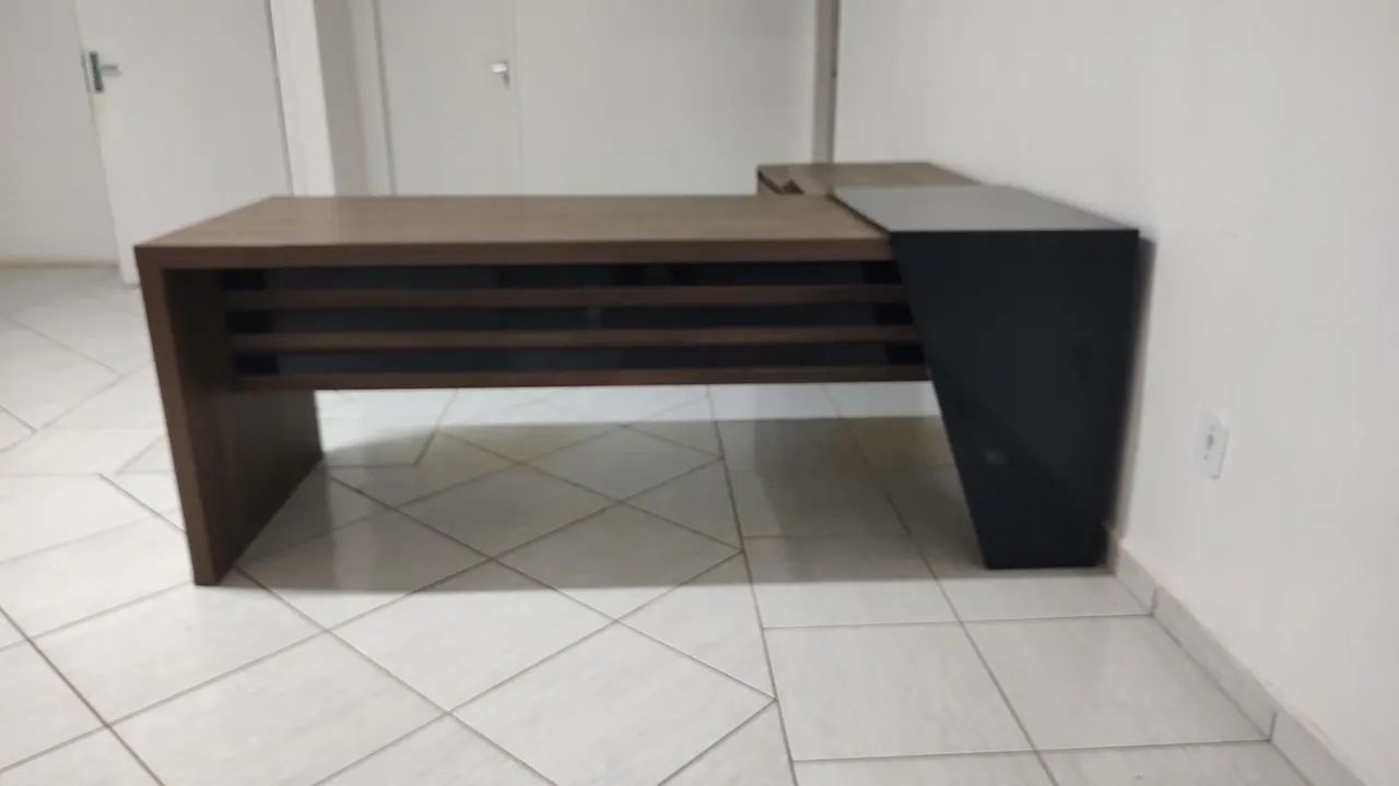 Mesa de escritório 100% MDF