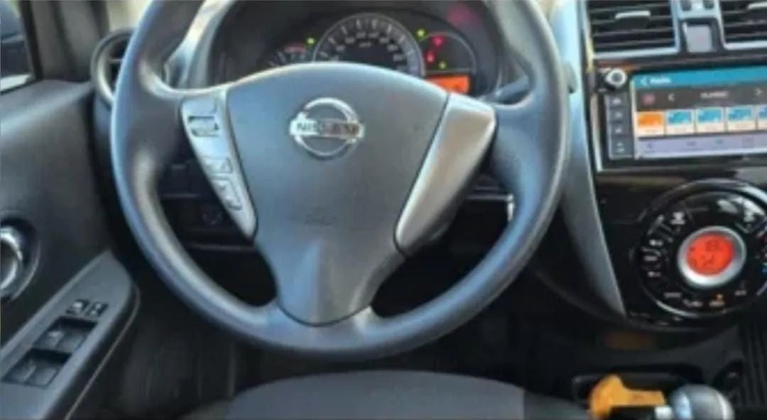 NISSAN MARCH 1.6 SL COMPLETO AUTOMATICO - Foto 4