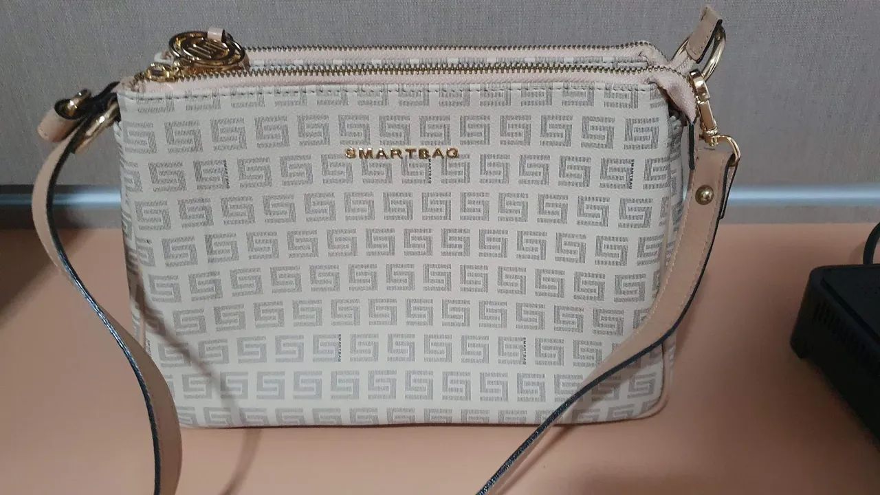 Bolsa le postiche 